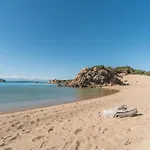 B 104 Puntavilla Mare * ラ・マッダレーナ
